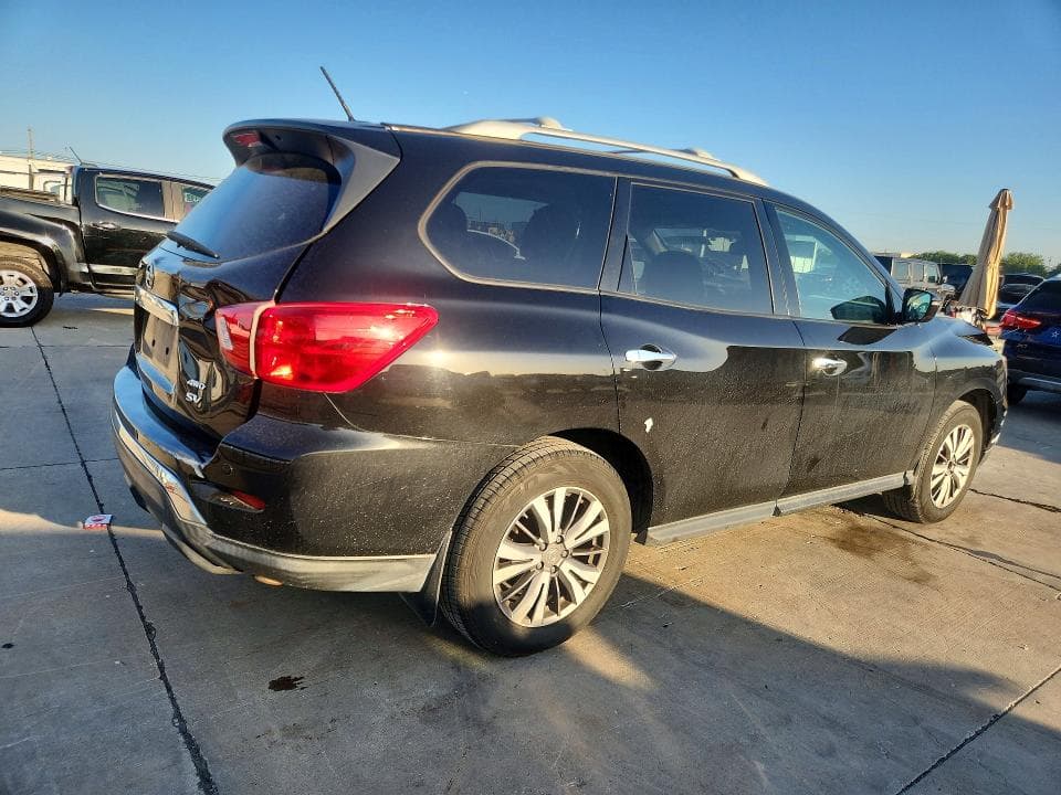 2017 NISSAN PATHFINDER SV 3