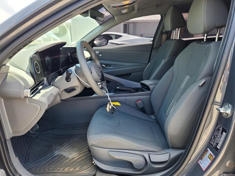 2024 HYUNDAI ELANTRA SEL 7