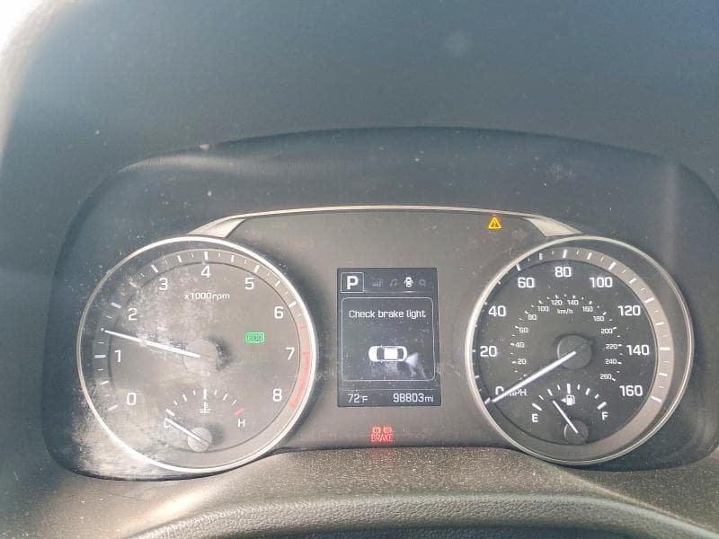 2018 HYUNDAI ELANTRA SEL 9