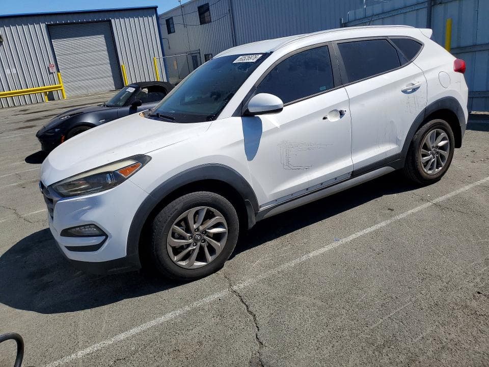 2017 HYUNDAI TUCSON SE - 1