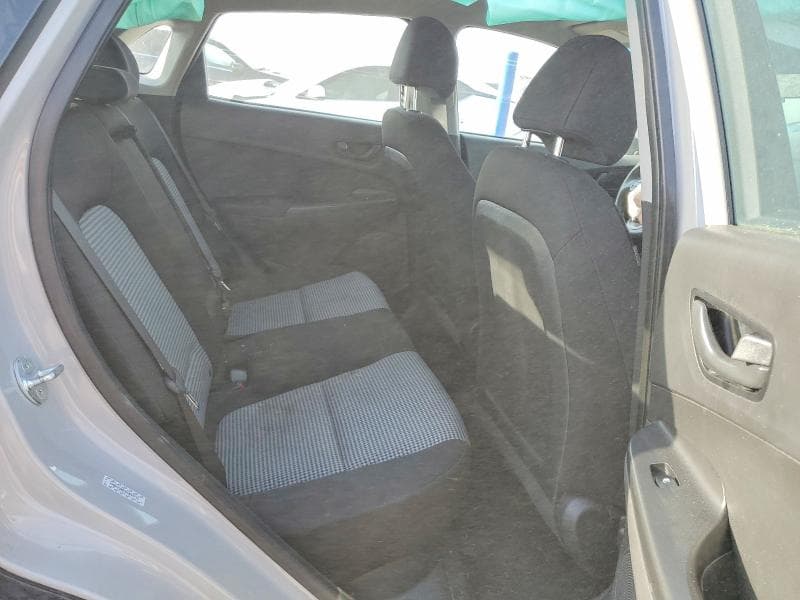 2023 HYUNDAI KONA SE 10
