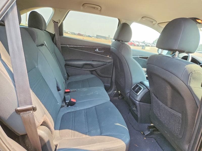 2020 KIA SORENTO L 11