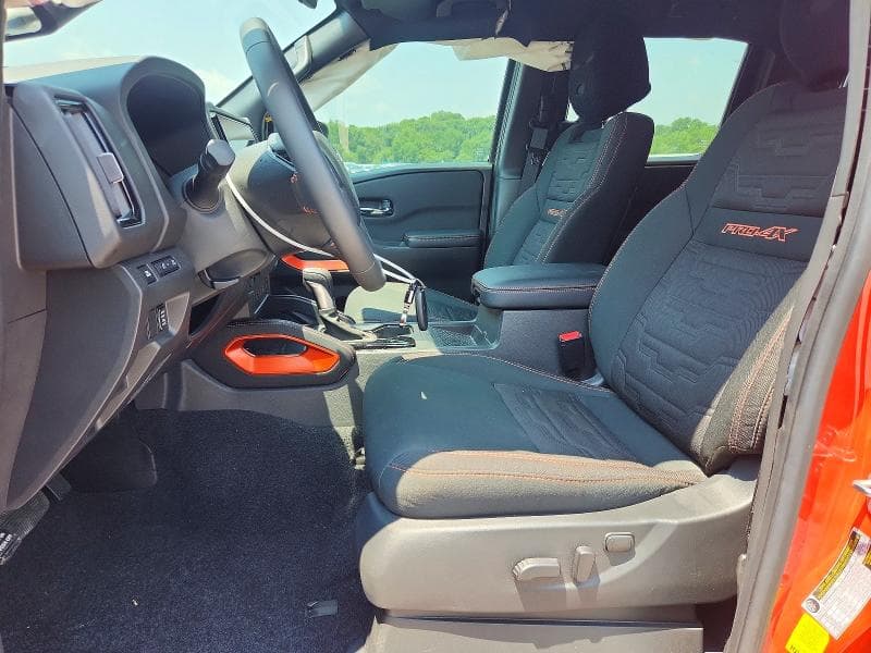 2025 NISSAN FRONTIER PRO-4X 7