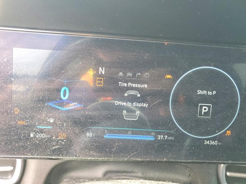 2024 HYUNDAI ELANTRA SEL 9