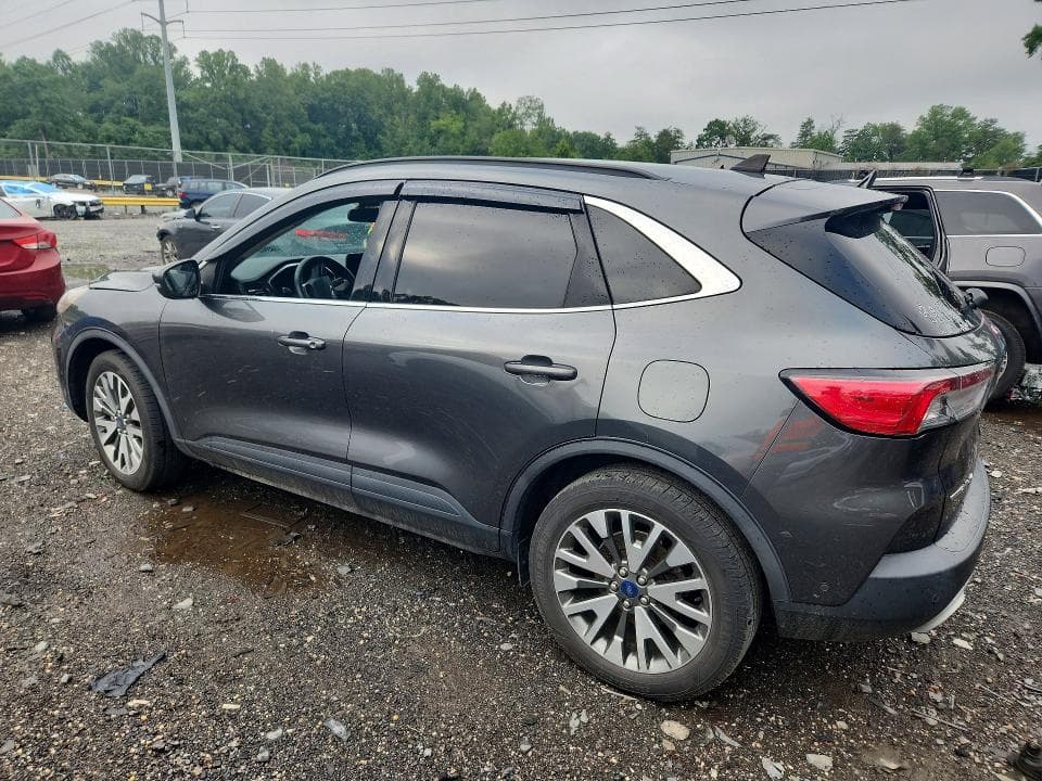 2020 FORD ESCAPE TITANIUM 2