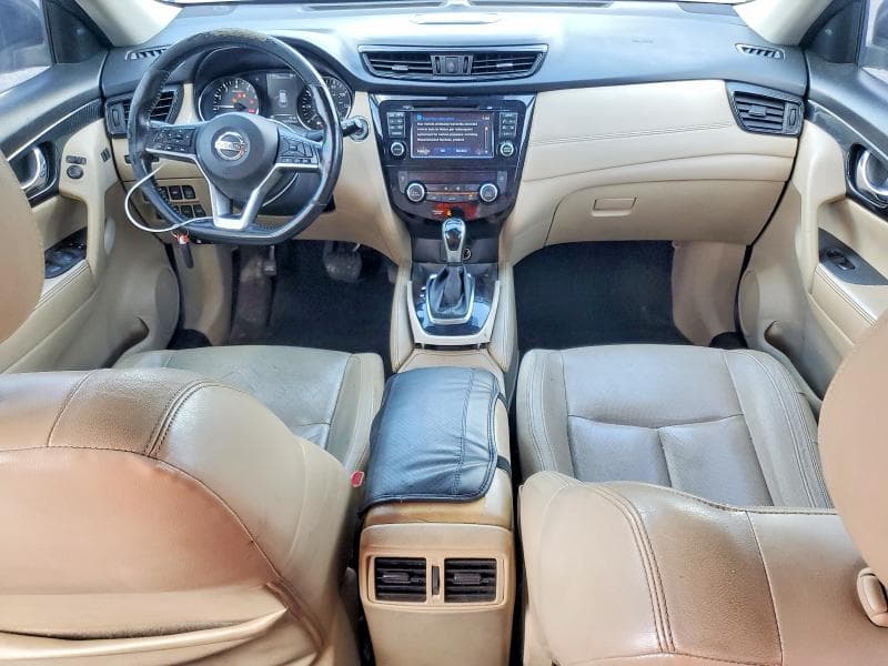 2017 NISSAN ROGUE SL 8