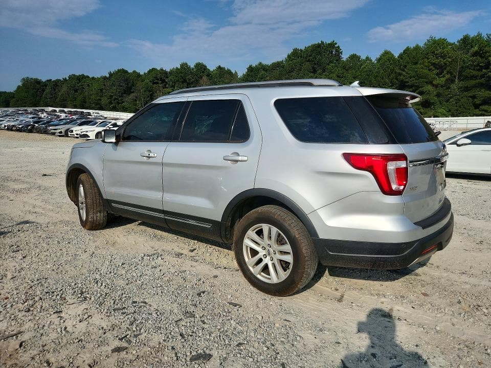 2019 FORD EXPLORER XLT 2
