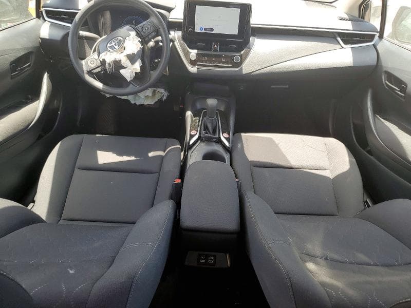 2026 TOYOTA COROLLA LE 8