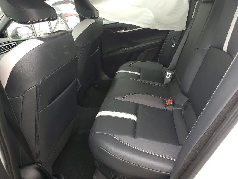 2025 TOYOTA CAMRY SE 10