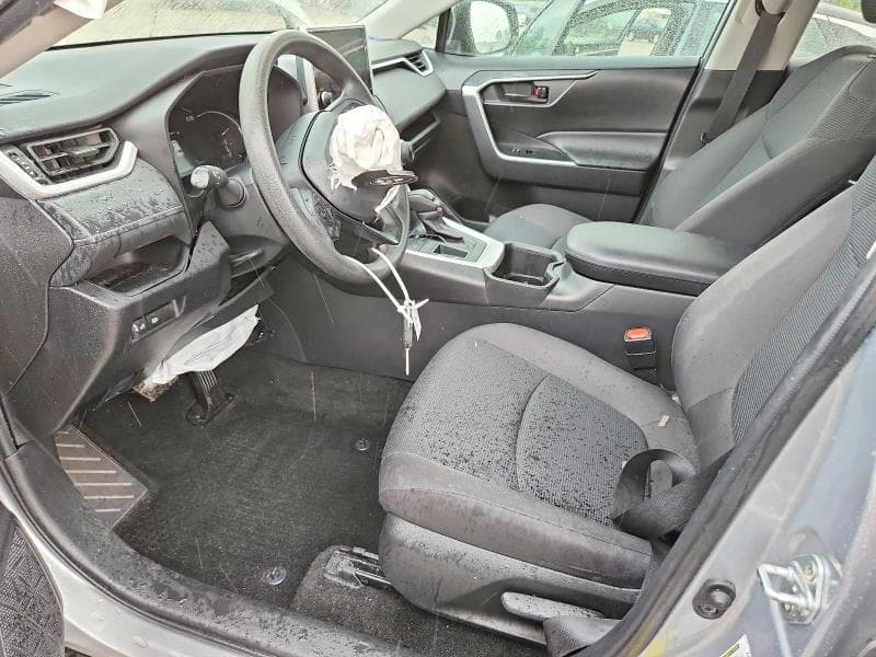 2024 TOYOTA RAV4 LE 7