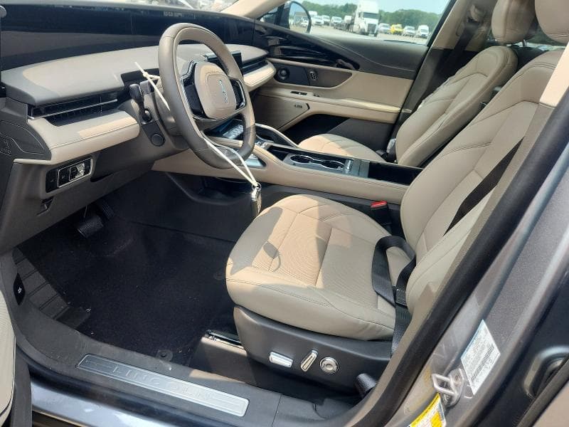 2025 LINCOLN NAUTILUS PREMIERE 7