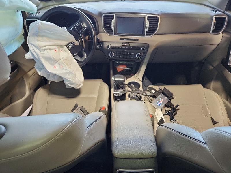 2017 KIA SPORTAGE EX 8