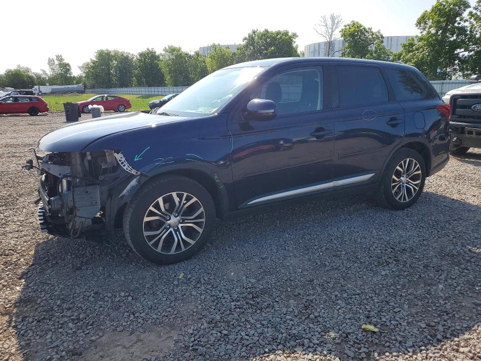 2017 MITSUBISHI OUTLANDER SE - 1