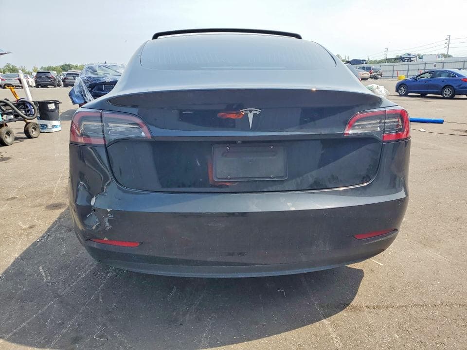 2020 TESLA MODEL 3 6