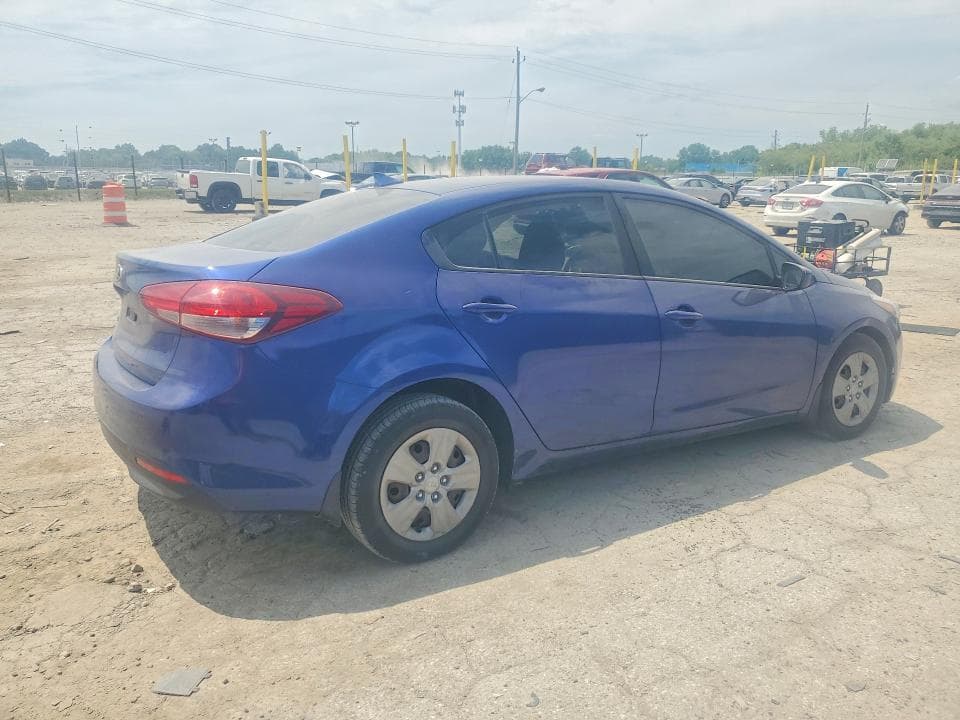 2017 KIA FORTE LX 3