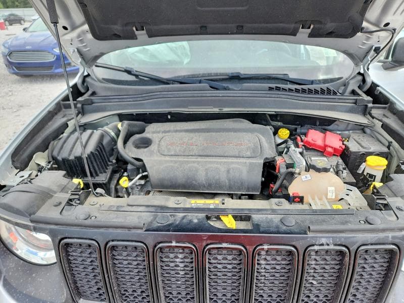 2019 JEEP RENEGADE SPORT 12