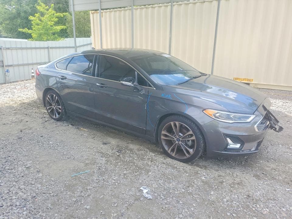 2019 FORD FUSION TITANIUM 4