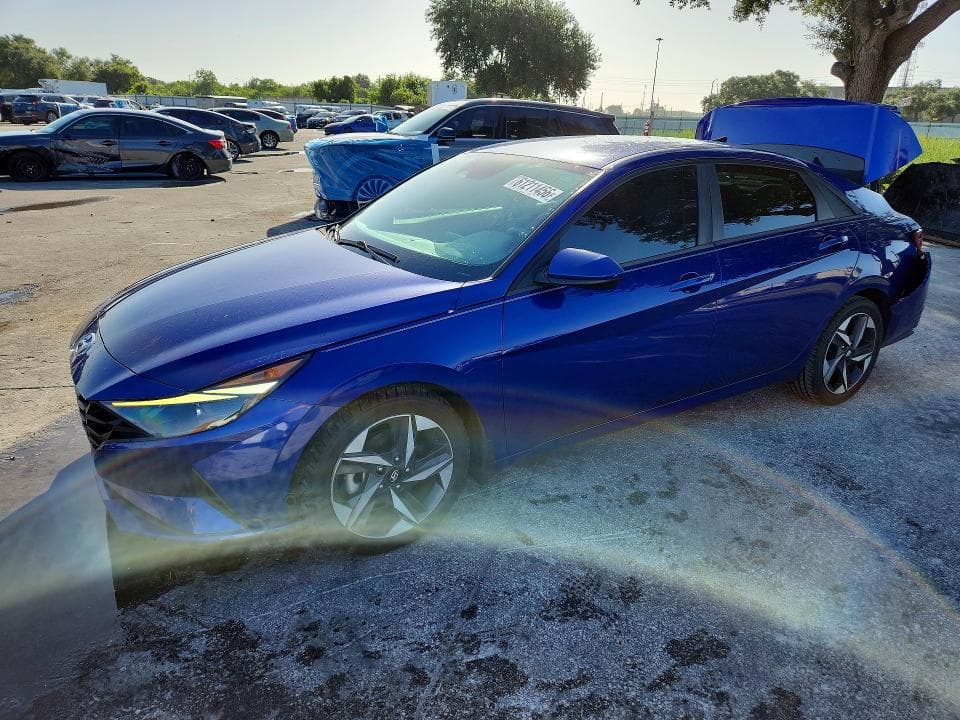 2023 HYUNDAI ELANTRA SEL - 1