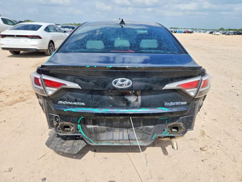 2017 HYUNDAI SONATA HYBRID SE 6