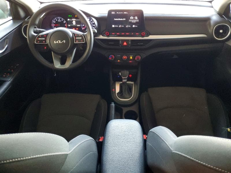 2024 KIA FORTE LXS 8