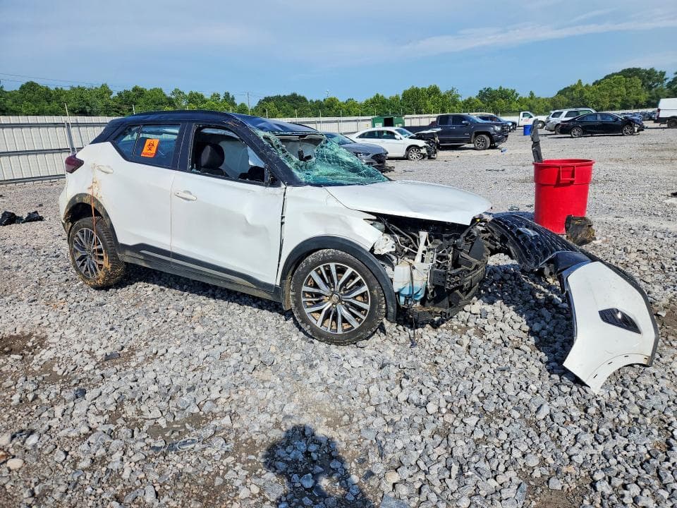 2023 NISSAN KICKS SR 4
