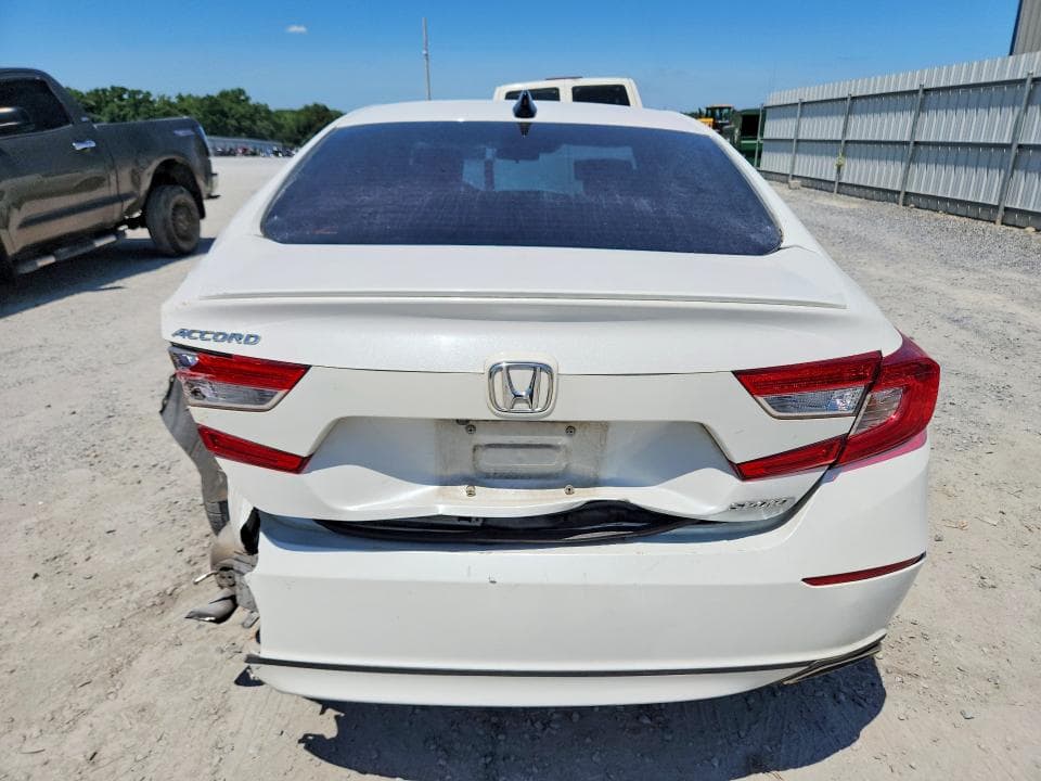 2018 HONDA ACCORD SPORT 6
