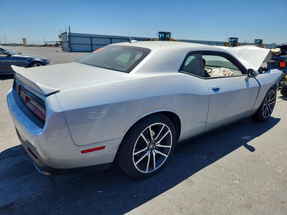 2022 DODGE CHALLENGER R/T 3