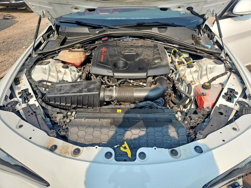 2019 ALFA ROMEO GIULIA 11