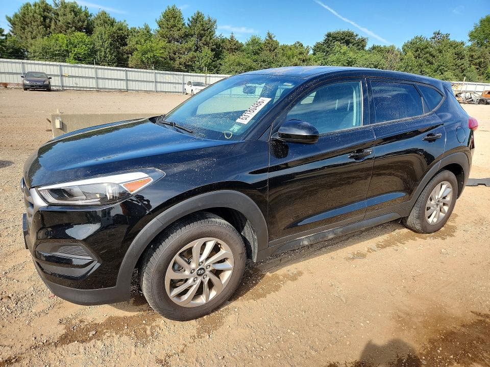 2017 HYUNDAI TUCSON SE - 1