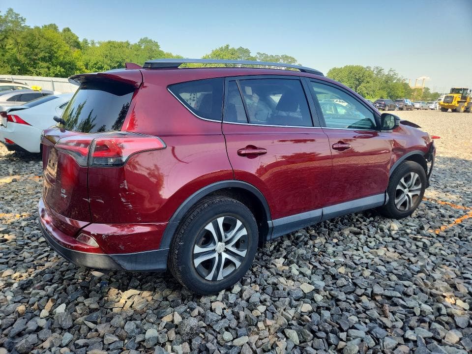 2018 TOYOTA RAV4 LE 3