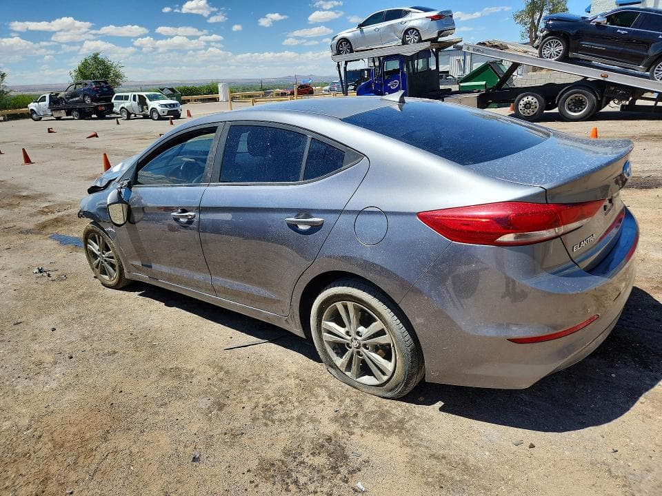 2018 HYUNDAI ELANTRA 2