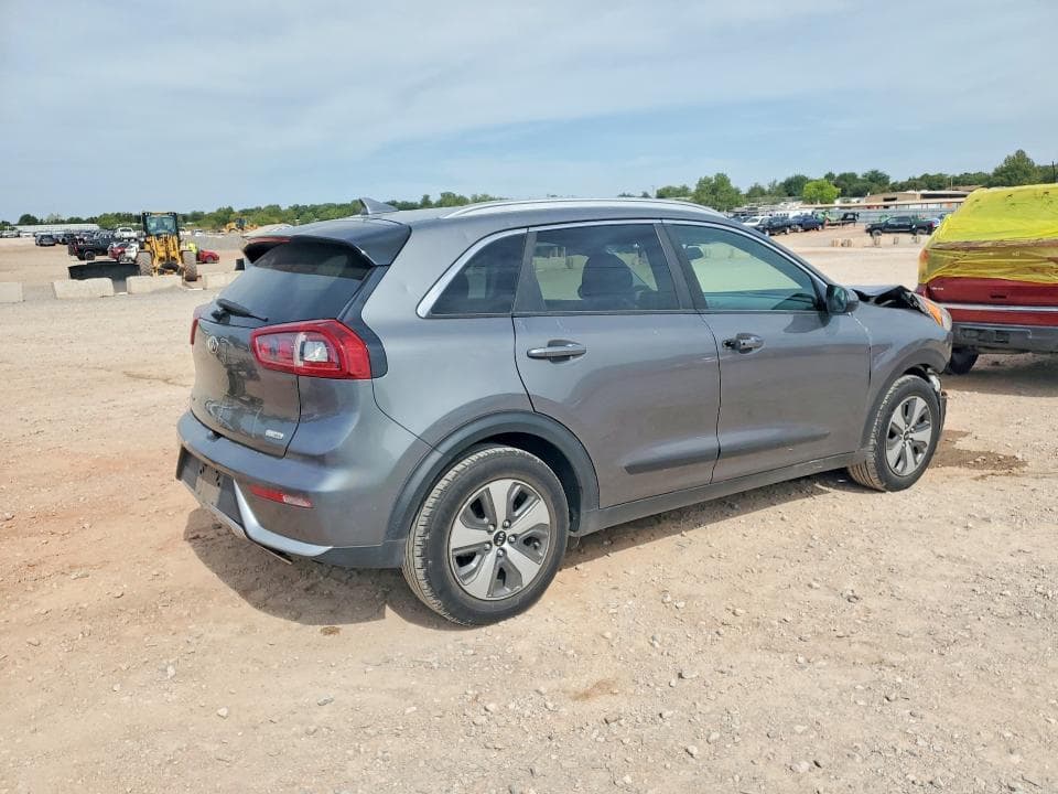 2018 KIA NIRO LX 3