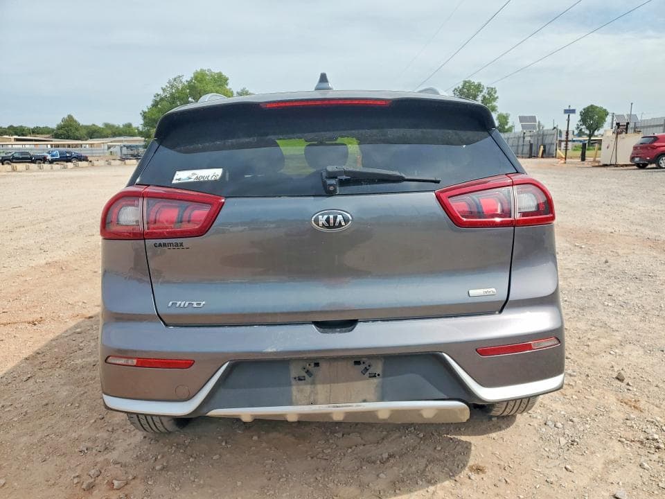 2018 KIA NIRO LX 6