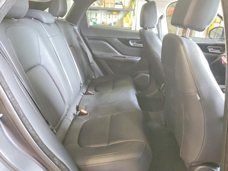 2017 JAGUAR F-PACE PREMIUM 11