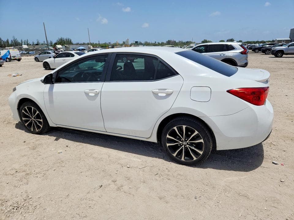 2017 TOYOTA COROLLA SE 2