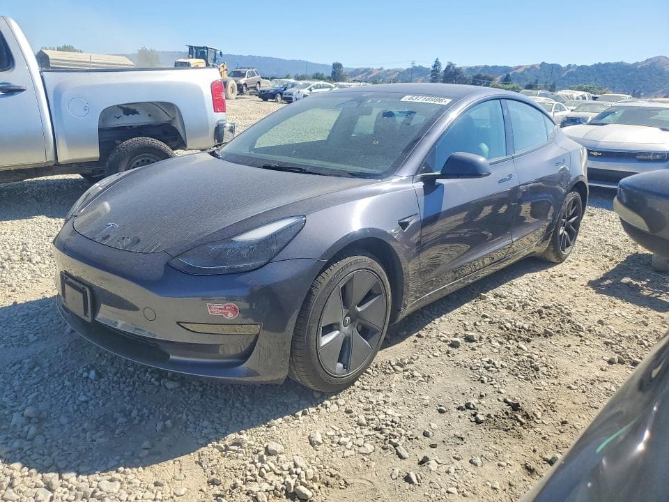 2023 TESLA MODEL 3 - 1
