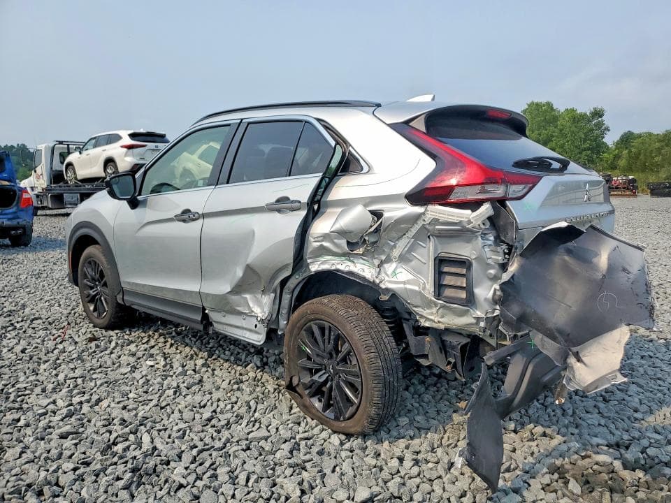 2024 MITSUBISHI ECLIPSE CROSS LE 2