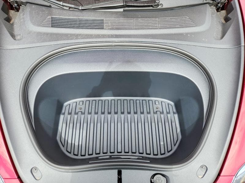 2026 TESLA MODEL 3 11