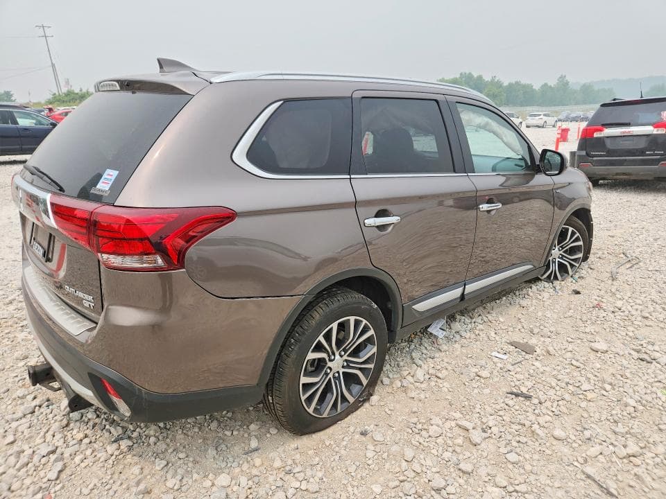 2017 MITSUBISHI OUTLANDER GT 3