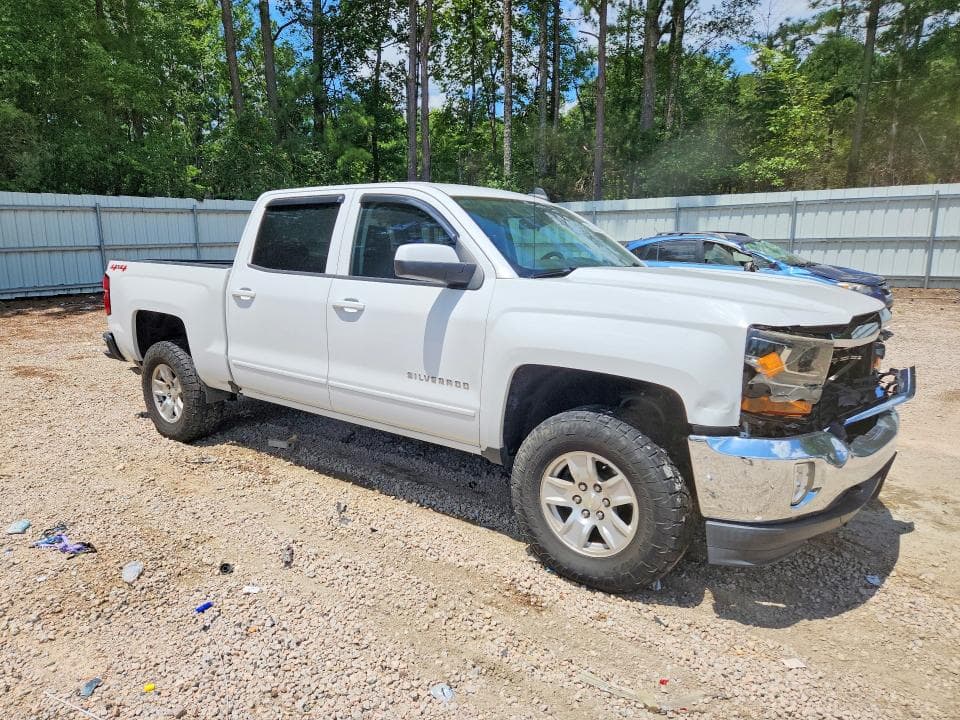 2018 CHEVROLET SILVERADO K1500 LT 4
