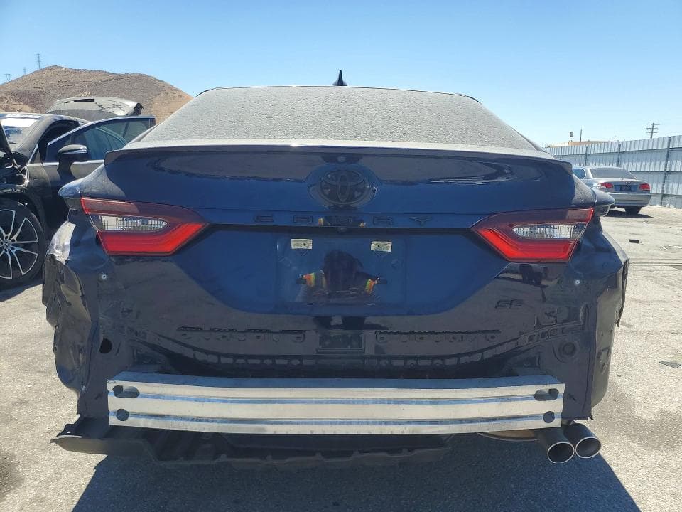 2022 TOYOTA CAMRY SE 6