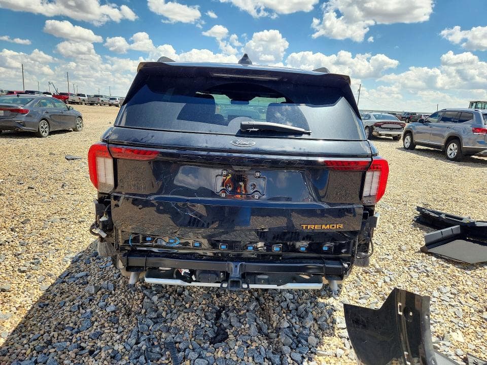 2026 FORD EXPLORER TREMOR 6