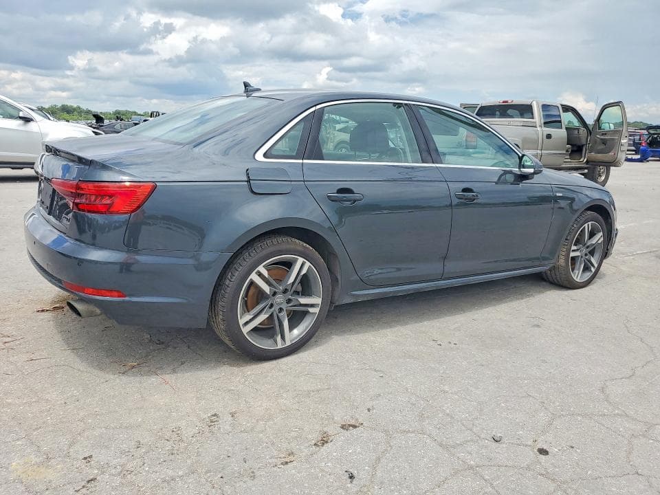 2018 AUDI A4 3