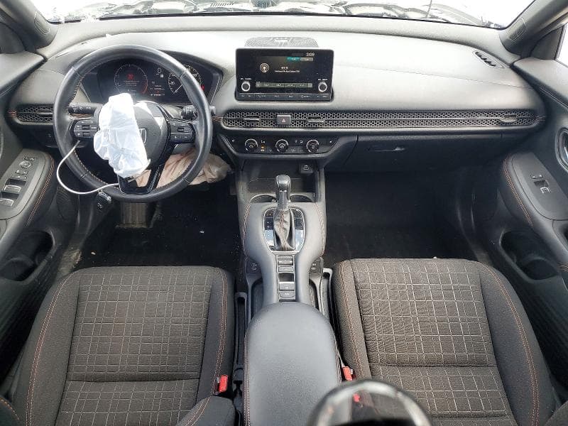 2025 HONDA HR-V SPORT 8
