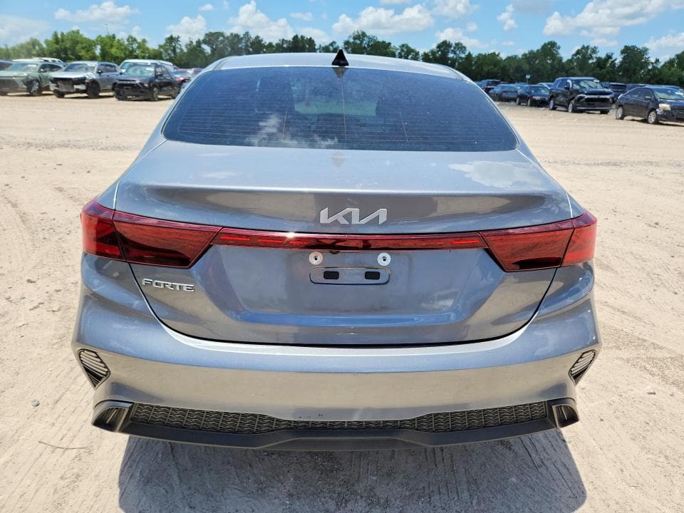 2023 KIA FORTE LXS 6