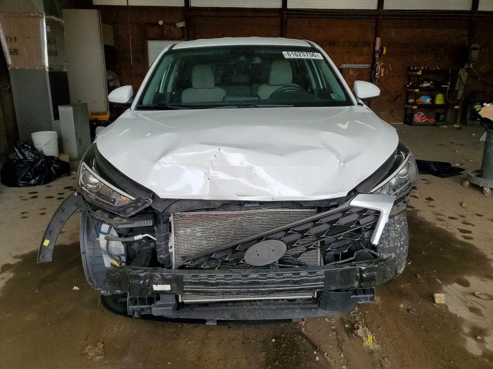 2021 HYUNDAI TUCSON SE 5
