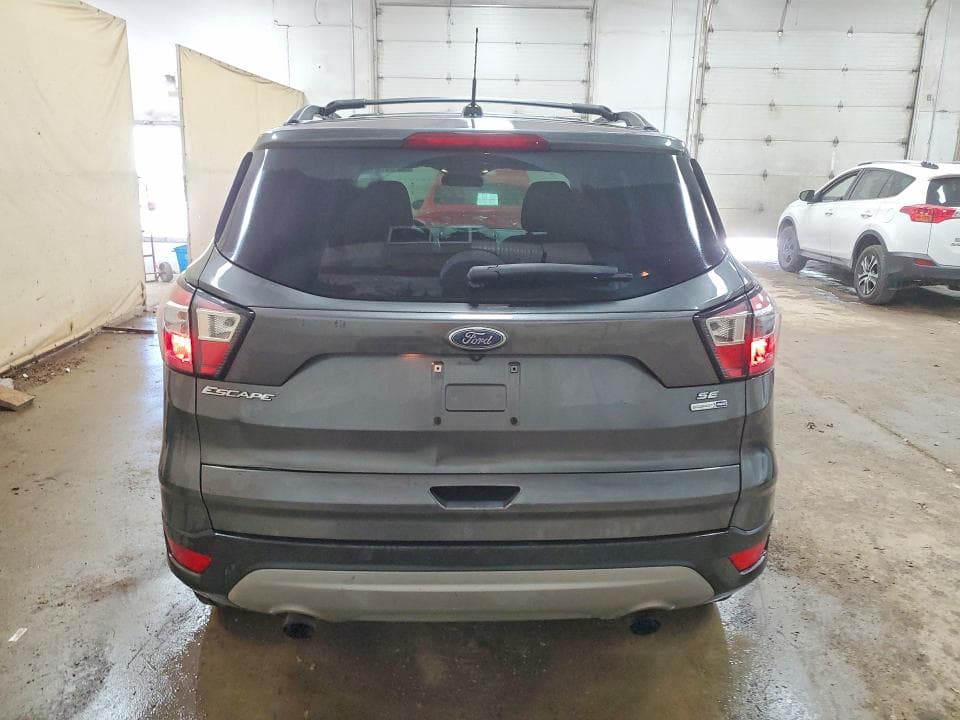 2017 FORD ESCAPE SE 6