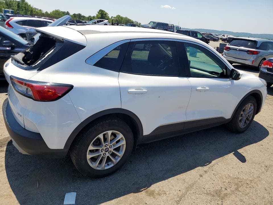 2020 FORD ESCAPE SE 3