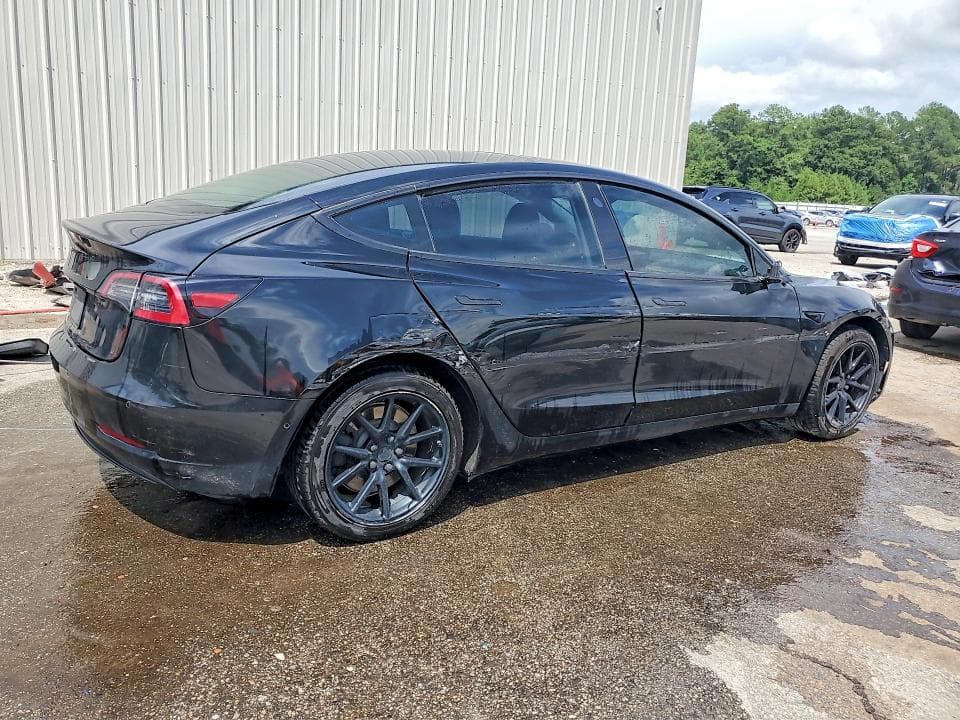 2018 TESLA MODEL 3 3