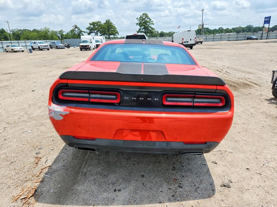2017 DODGE CHALLENGER SXT 6